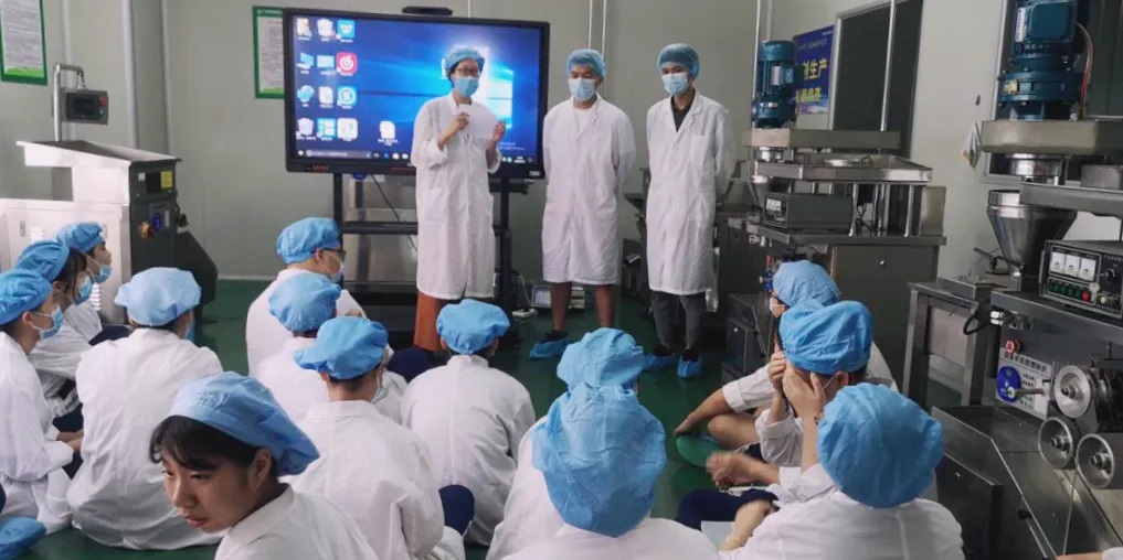 白云山1277星际电子游戏公司校企智慧讲堂开讲啦！