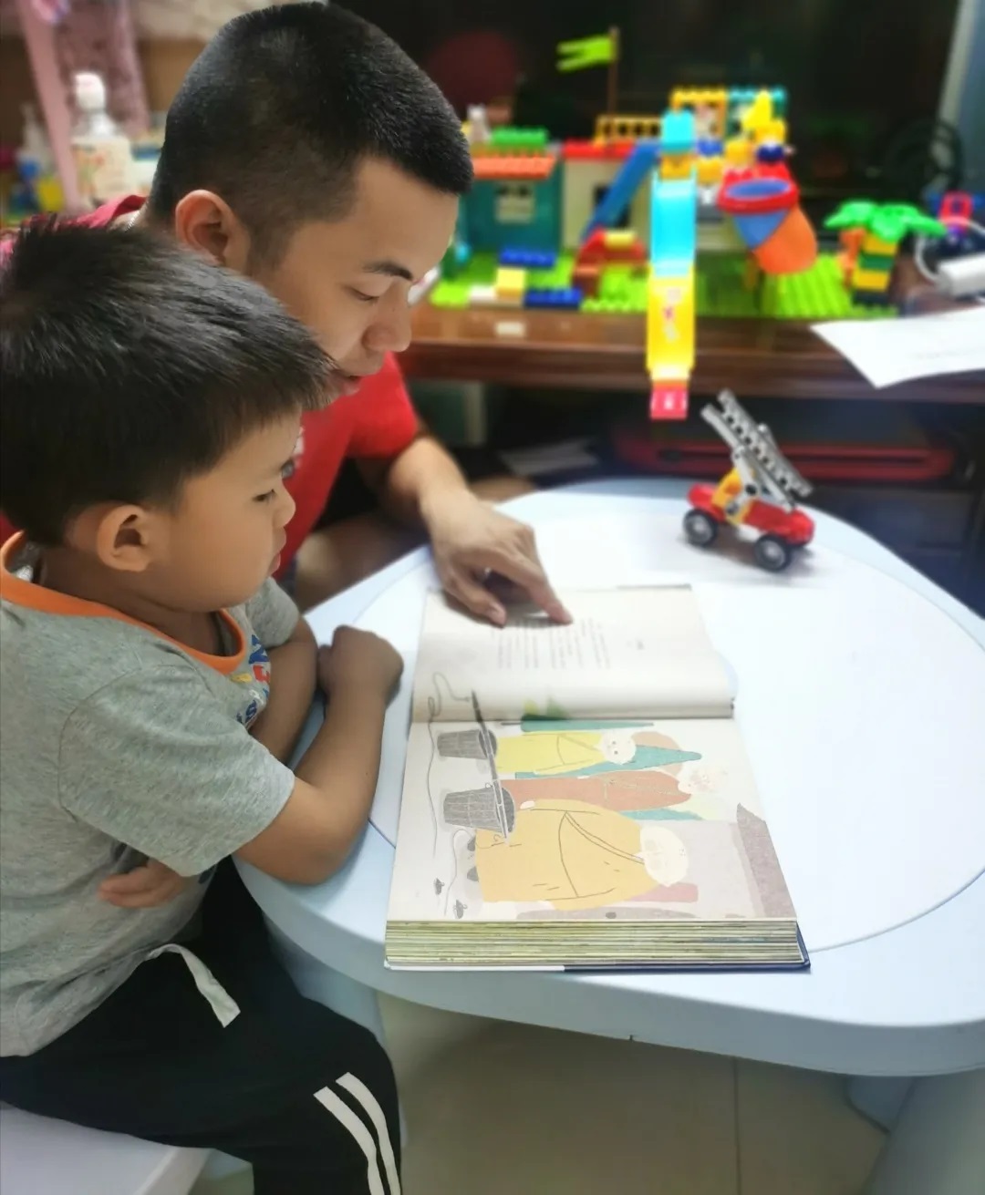 滋润童心，生长幸福——白云山1277星际电子游戏发展“六一”儿童节活动