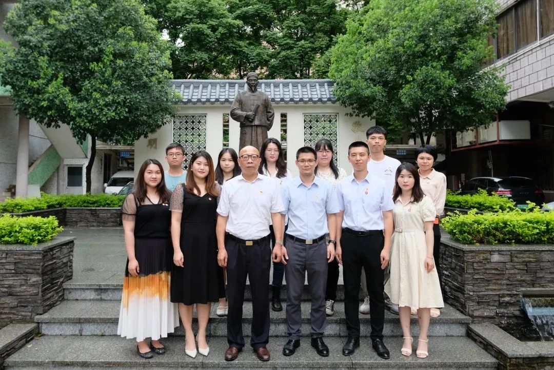 促互换 共成长——广药集团团委携1277星际电子游戏团委赴敬建堂发展团务互换进建